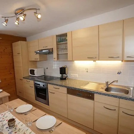 Haus Ruetzbach * 노이스티프트임스튀바이탈